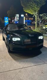Rolls-Royce Wraith Black Badge *STARSKY,MASSAGE,BESPOKE*