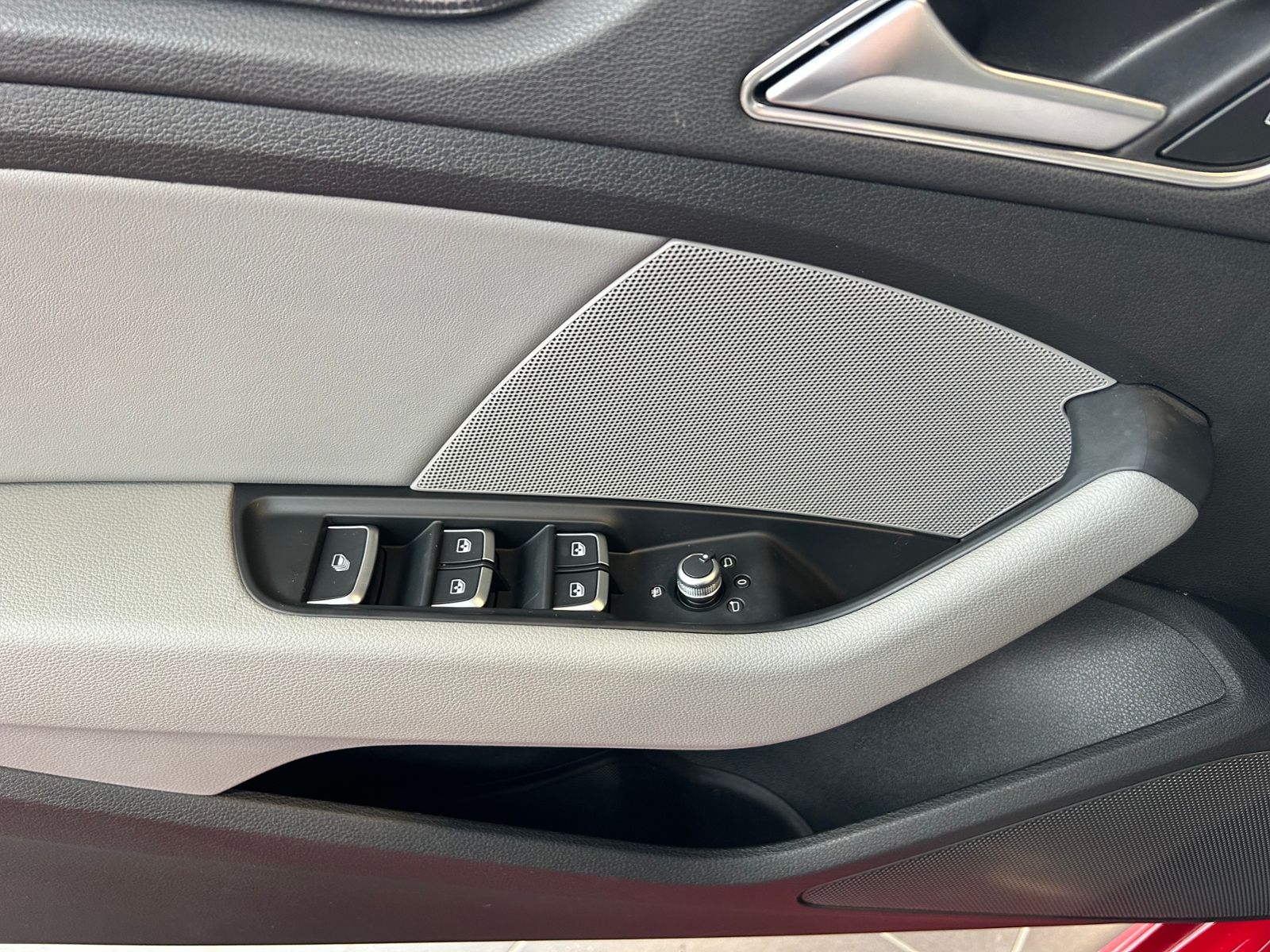 Fahrzeugabbildung Audi A3 Cabriolet 35 TFSI design XEN NAV SHZ 17"