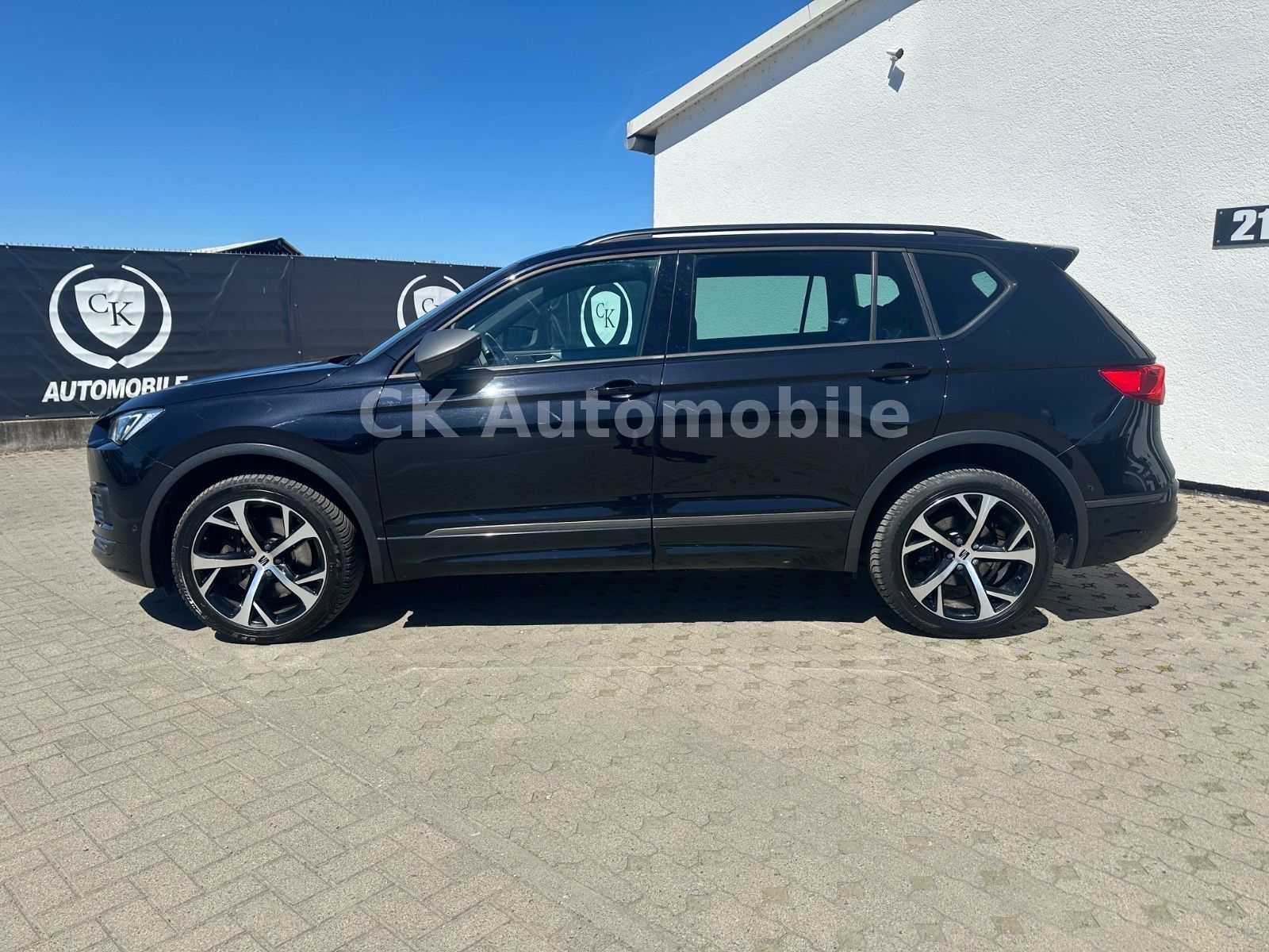 Fahrzeugabbildung SEAT Tarraco FR 4Drive 2.0TDI/Navi/Pano/LED/ACC/AHK