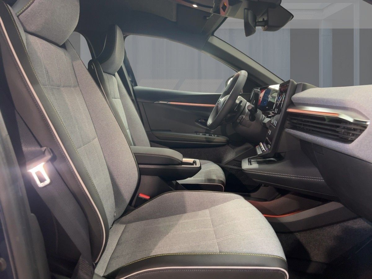 Renault Megane E-TECH - Bild 8