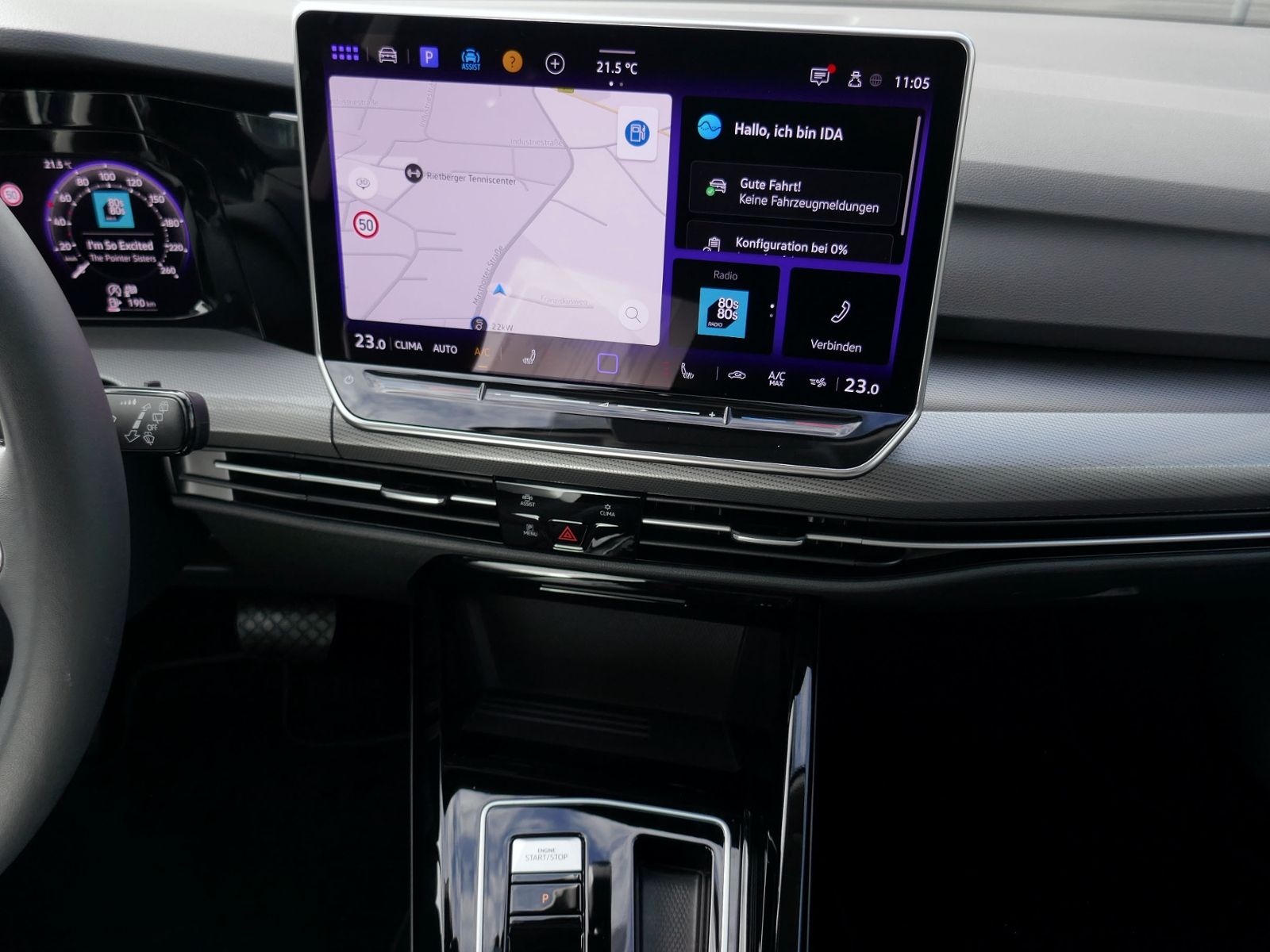 Fahrzeugabbildung Volkswagen Golf VIII Style 1.5 eTSI DSG | LED RFK ACC Navi