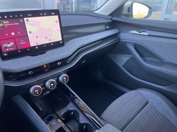 Skoda Superb Combi IV 1.5 TSI DSG mHEV Selection NAVI