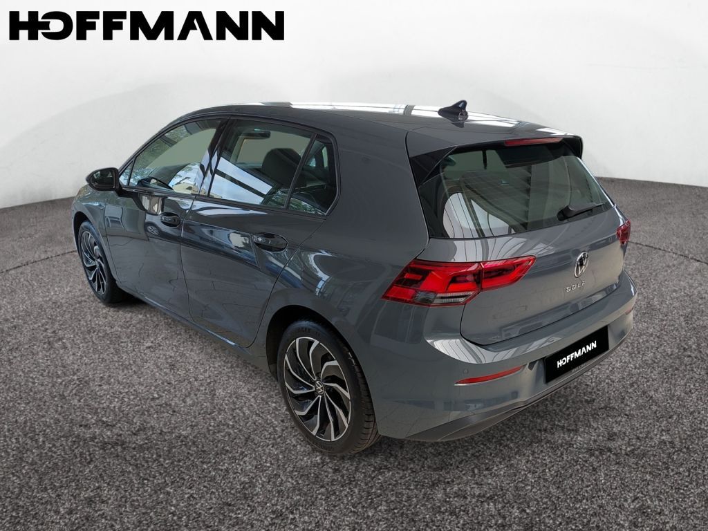 Fahrzeugabbildung Volkswagen Golf 1.5 TSI Life Navi LED ACC