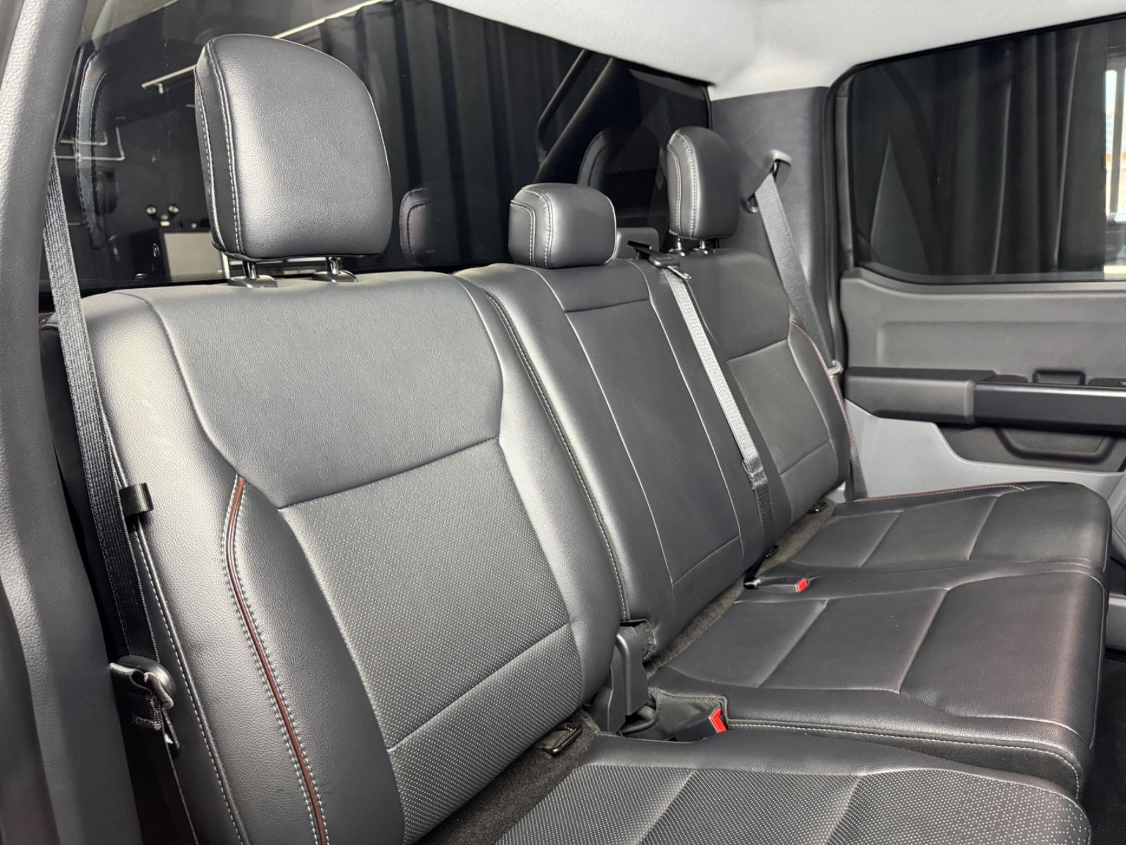 Fahrzeugabbildung Ford F 150 RAPTOR SVT|OFFROAD 20 ZOLL| 6-SITZ|NAVI|