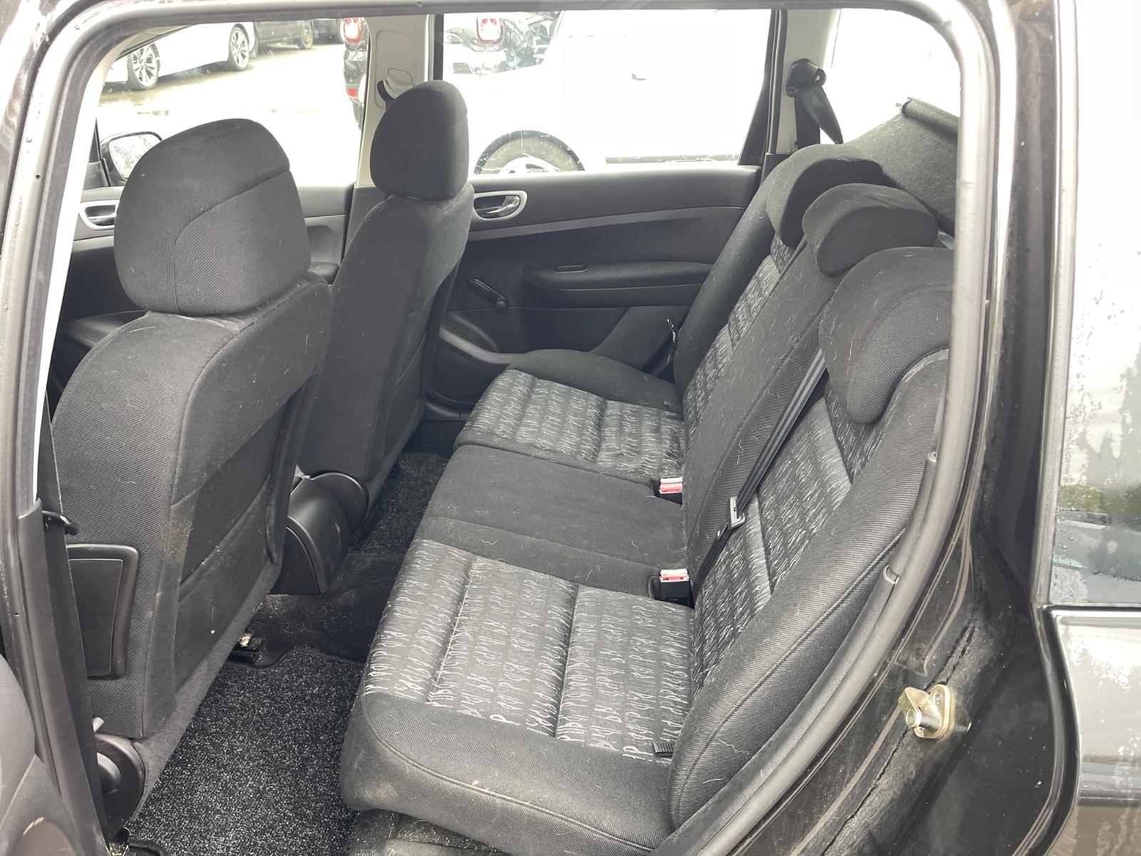 Peugeot 307 2004 — photo 9