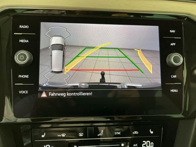 Passat Variant 2.0 TDI DSG Elegance Bluetooth