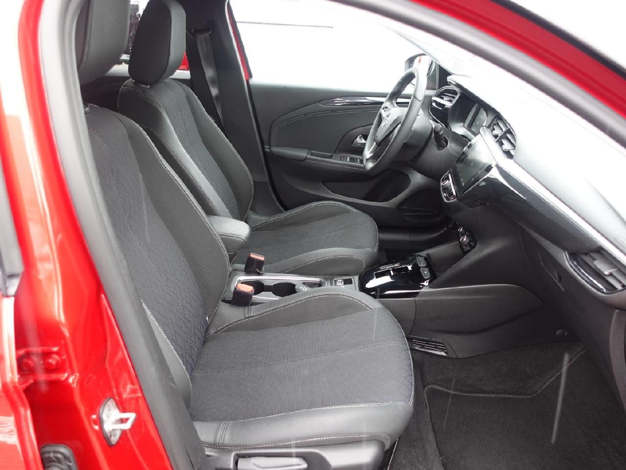 Fahrzeugabbildung Opel Corsa F e Elegance