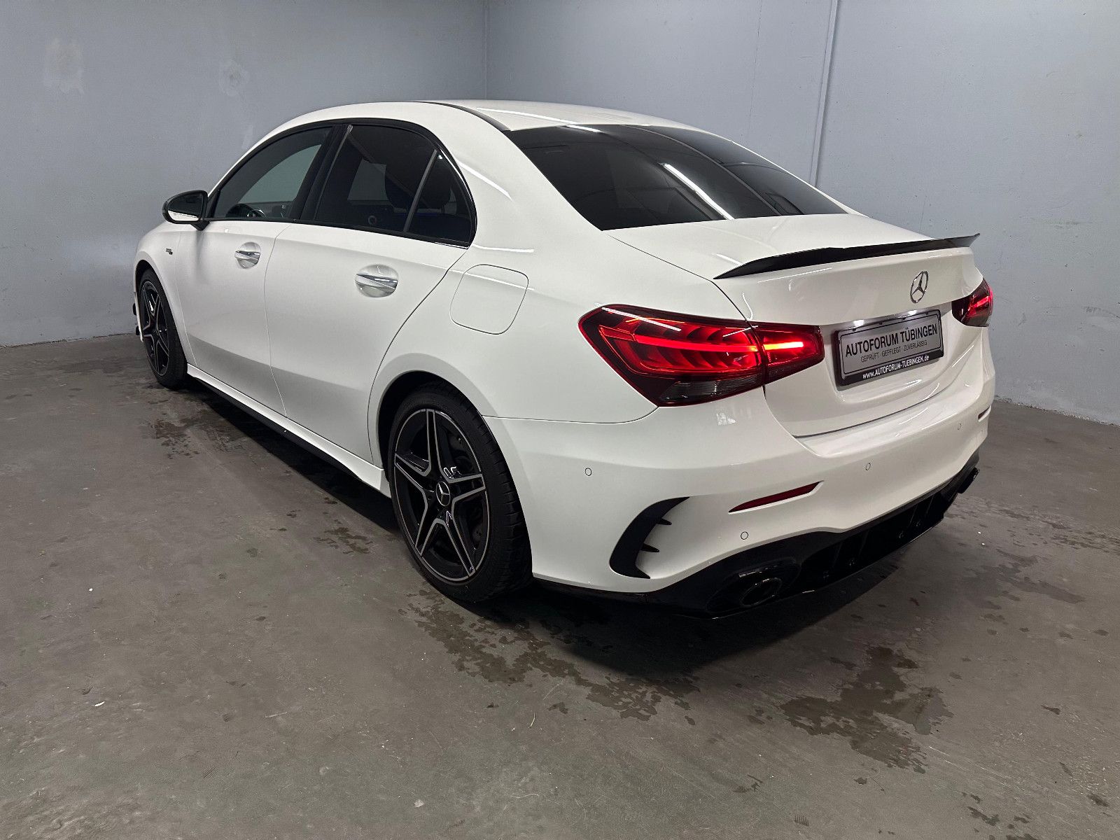 Fahrzeugabbildung Mercedes-Benz A 35 AMG 4M. Lim *AERODYNAMIK PAKET*DISTRO*