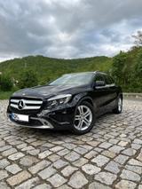 Mercedes-Benz Mercedes Benz GLA220d 4Matic - gebrauchte Mercedes-Benz GLA 220 aus dem Jahr 2015