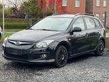 Hyundai i30 cw FIFA WM Edition Klima TÜV 07.27 - Hyundai i30: Fifa Wm Edition