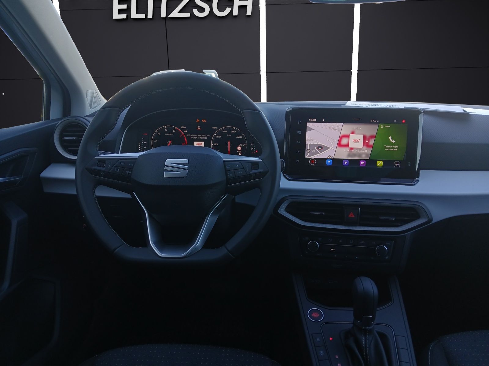Fahrzeugabbildung SEAT Ibiza Road Edition TSI DSG LED ACC Navi RFK SH A