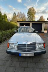 Mercedes-Benz 220 CE (W124) mit H-Kennzeichen - Mercedes-Benz 220 in Essen
