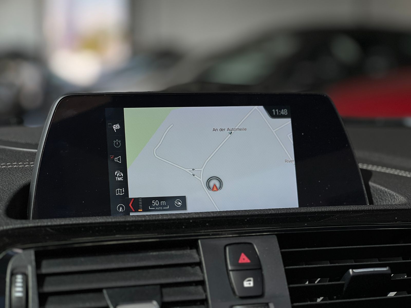 Fahrzeugabbildung BMW 230i Cabrio Sport Line H/K LEDER LED NAV RFK 18"