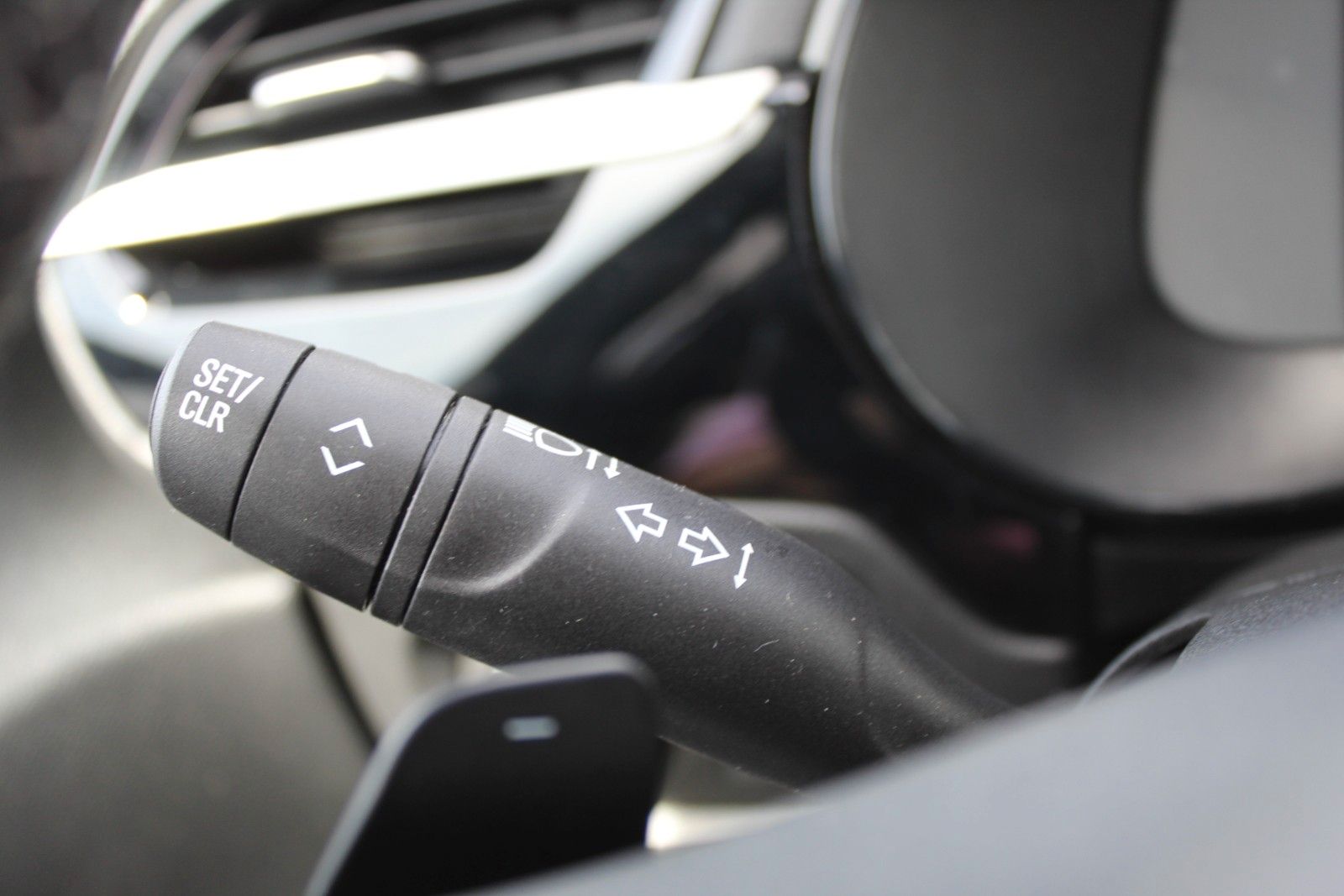 Fahrzeugabbildung Opel Corsa F GS Automatik*LED*NAVI*Keyless*SHZ*RFK
