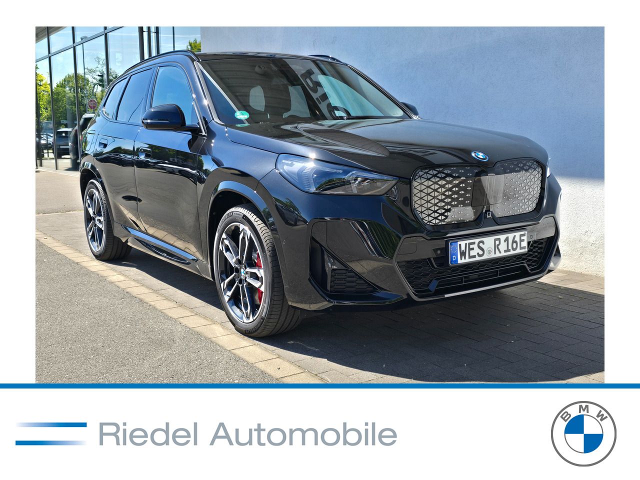 BMW iX1 eDrive20 M Sportpaket Pro*LCPro*AHK*DAPro*