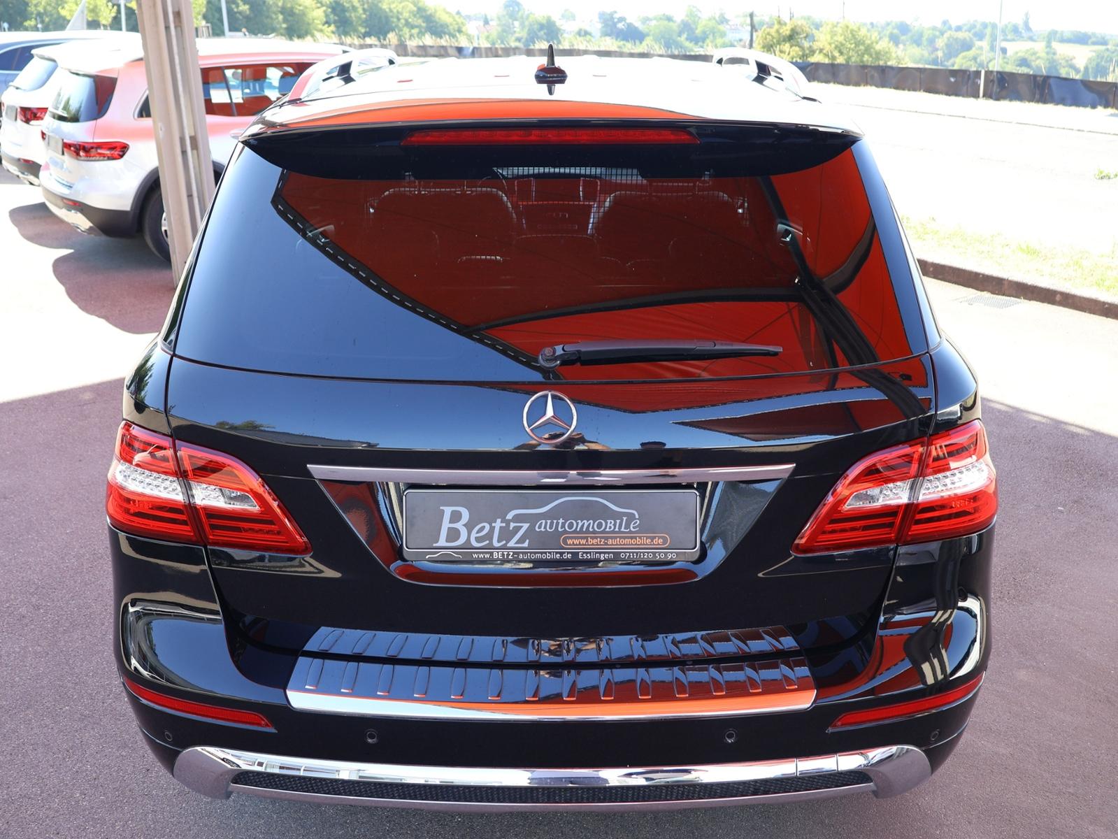 Mercedes-Benz ML 350 4M CDI LEDER CAM AMG 21" GSD