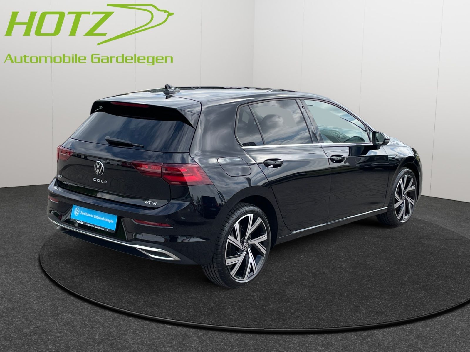 Volkswagen Golf VIII 1.5 eTSI DSG Style Matrix Navi Kamera foto 5