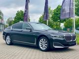 BMW 740 d xDrive Nappa Head up Massage Standheizung - BMW 7er Reihe in Leipzig