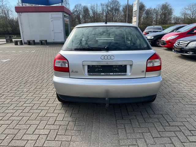 Fahrzeugabbildung Audi A3 1.6 Auto Ambition