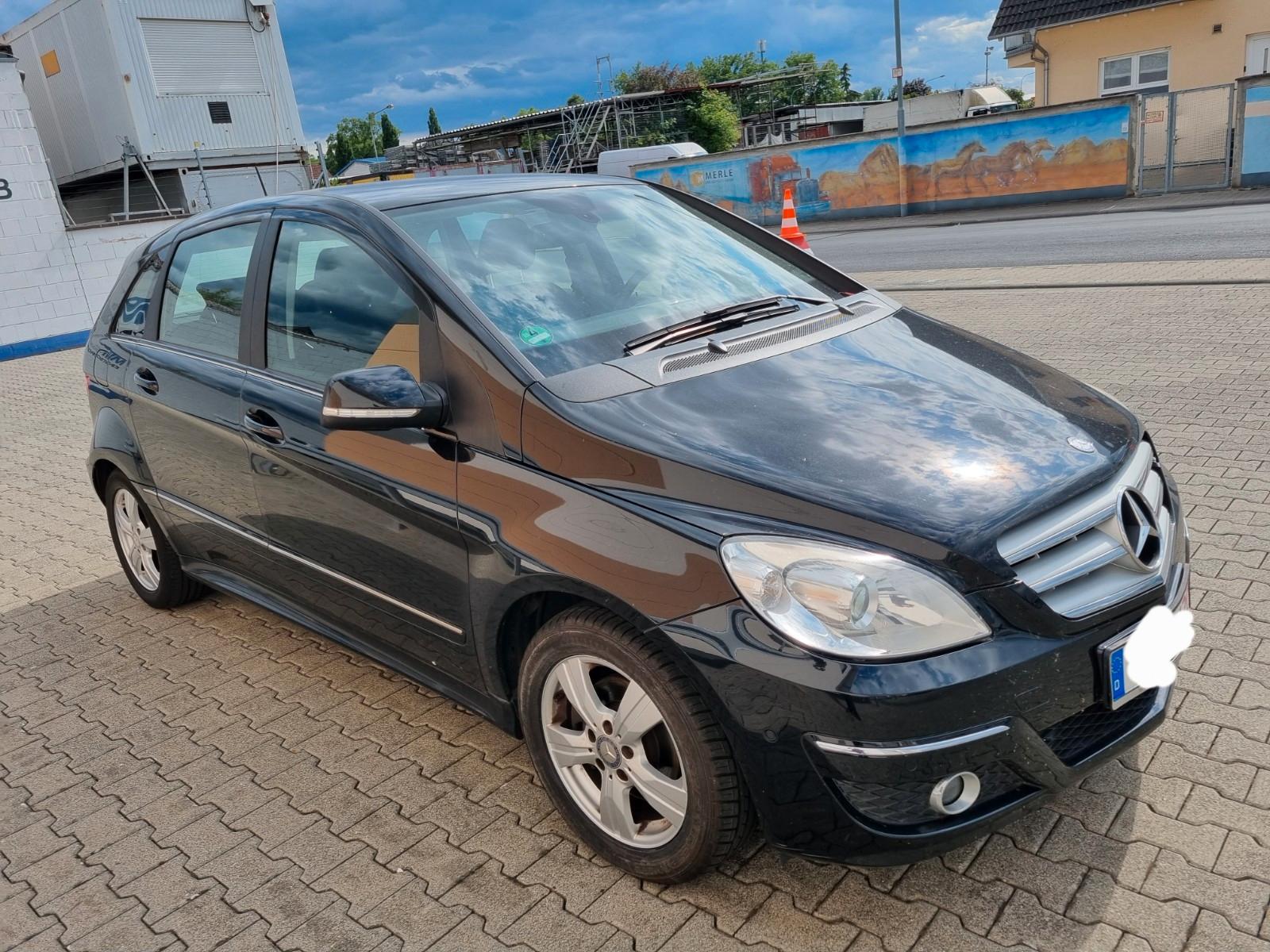 Mercedes-Benz B 180 CDI Automatik * Navigation