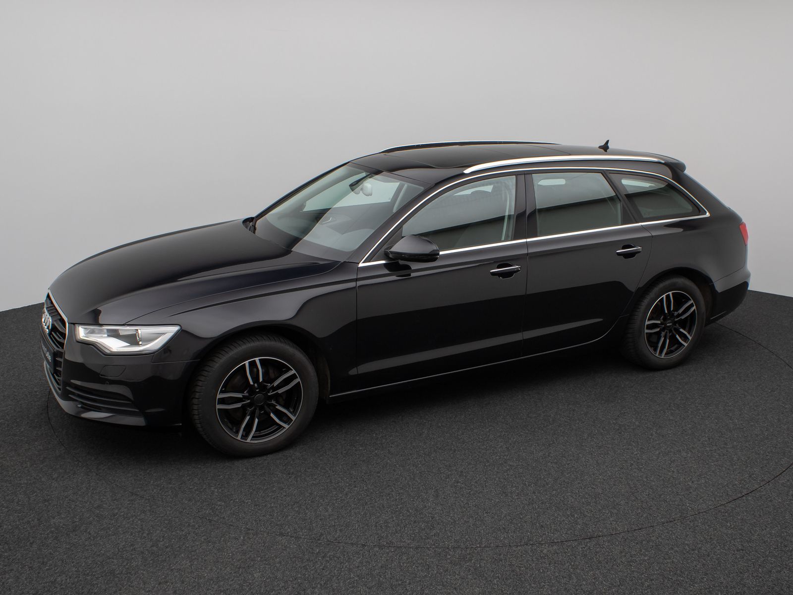 Fahrzeugabbildung Audi A6 Avant 3.0 TDI Kamera Panorama AHK Navi Sitzhz