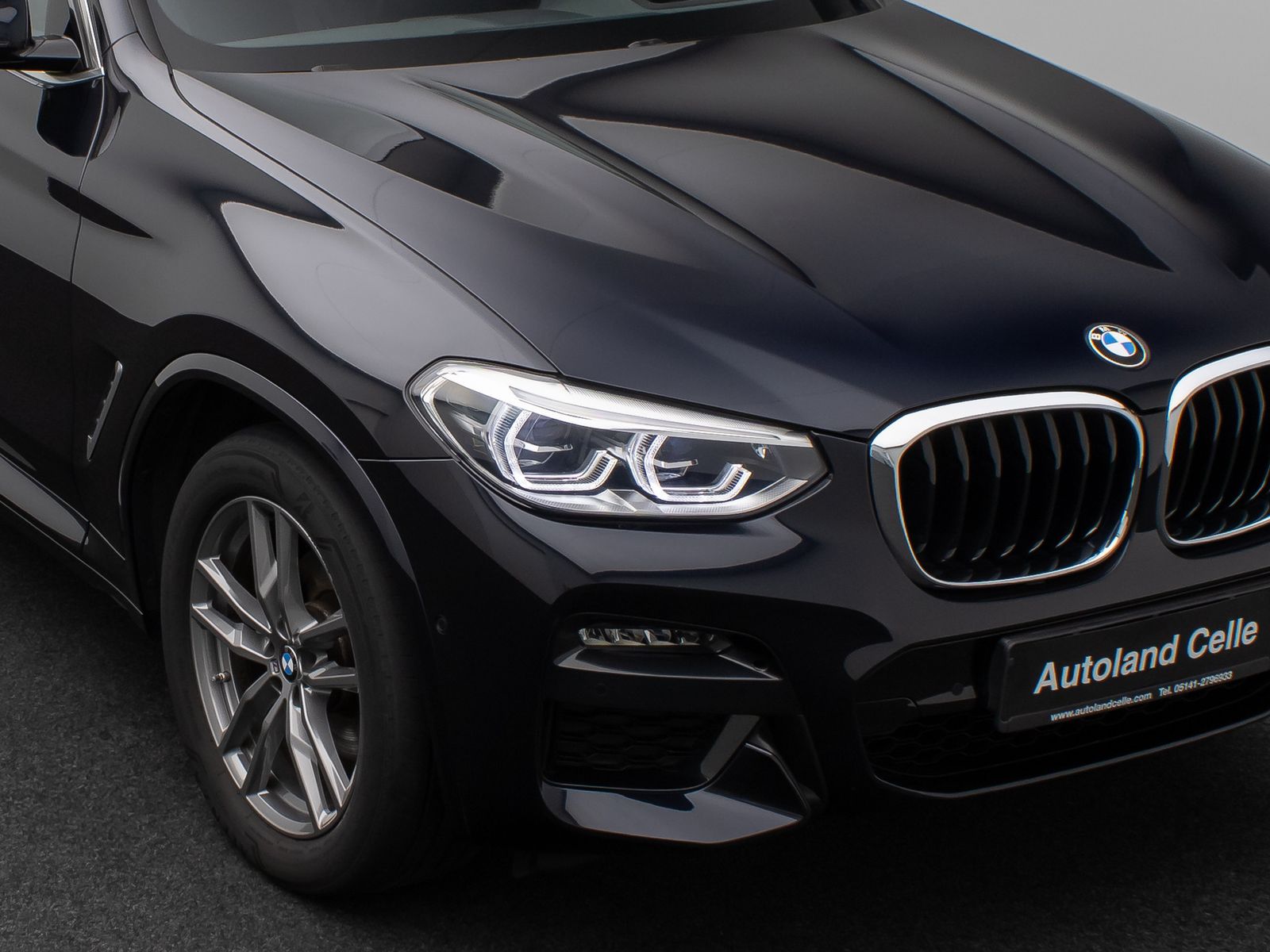 Fahrzeugabbildung BMW X3 xD20d M Sport Kamera HUD DAB H/K AHK Komfort