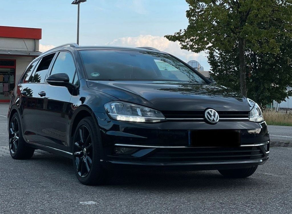 Image of Volkswagen Golf