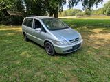 Opel Zafira A - Opel Zafira mit LPG-Antrieb: Kleinbus