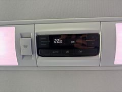 Fahrzeugabbildung Volkswagen T6.1 Multivan Klimaautom*ACC*Standhzg*AHK*48tkm