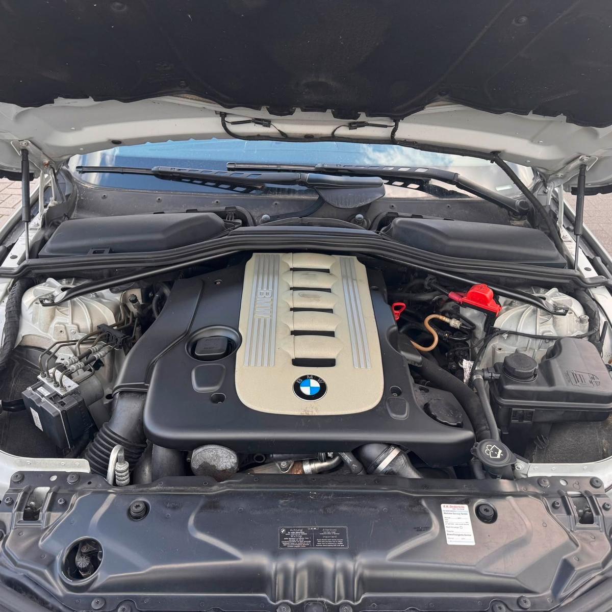 BMW 525 2006 — photo 7