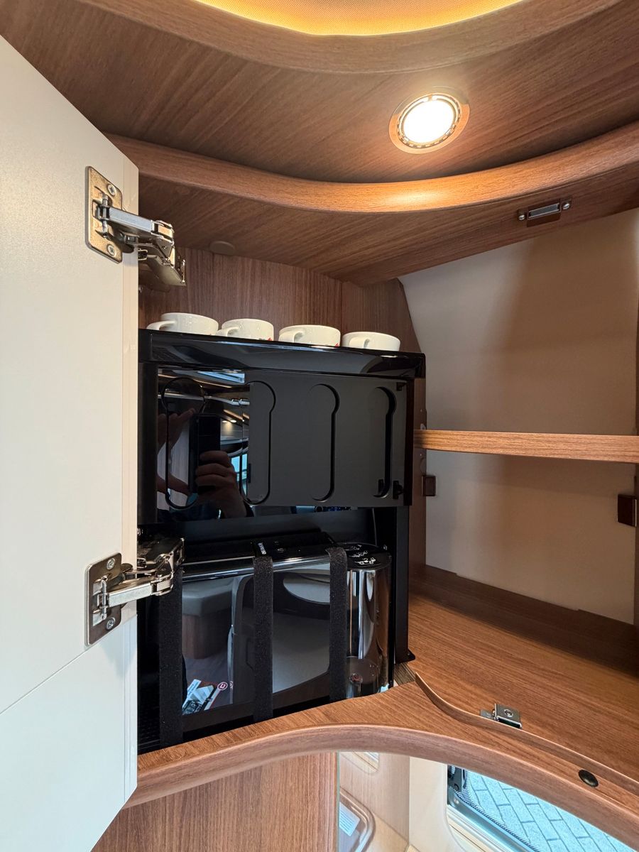 Fahrzeugabbildung Carthago chic e-line 50 LE DA Mastervolt