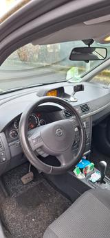Opel Meriva 1.6 TWINPORT Edition Easytronic Edition - Opel Meriva: Easytronic
