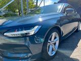 Volvo S90 T4 Geartronic Momentum Pro Momentum Pro - blaue Volvo S90