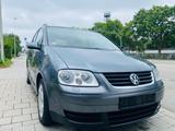 Volkswagen Touran Trendline - Volkswagen Touran aus 2003