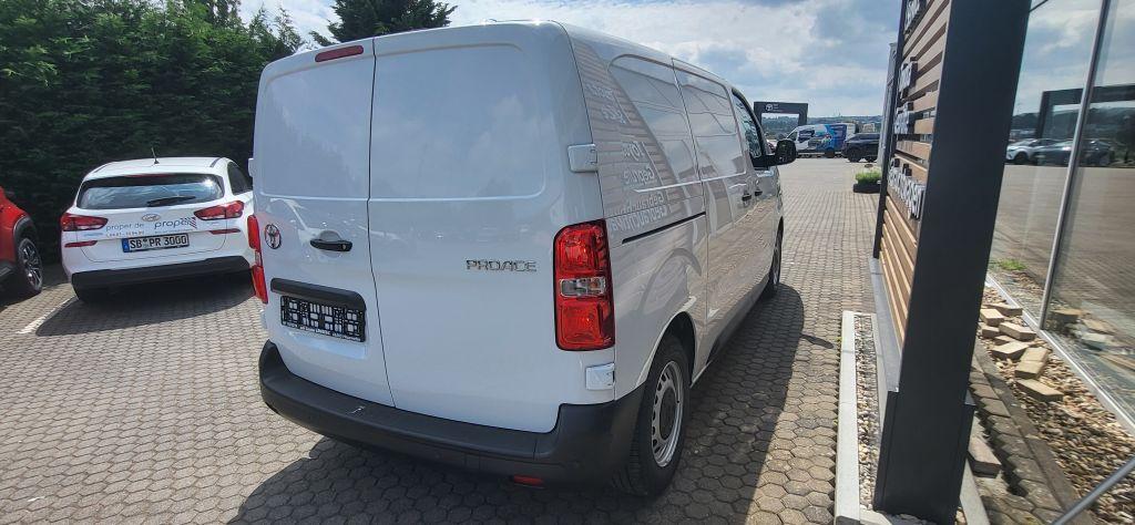 Toyota Proace 1,5-l-D-4D L1 Meister