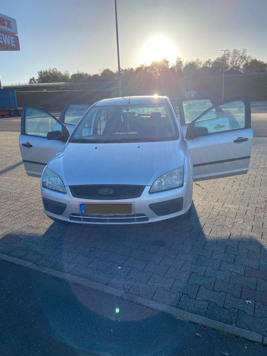 Ford Focus 2005 — photo 6