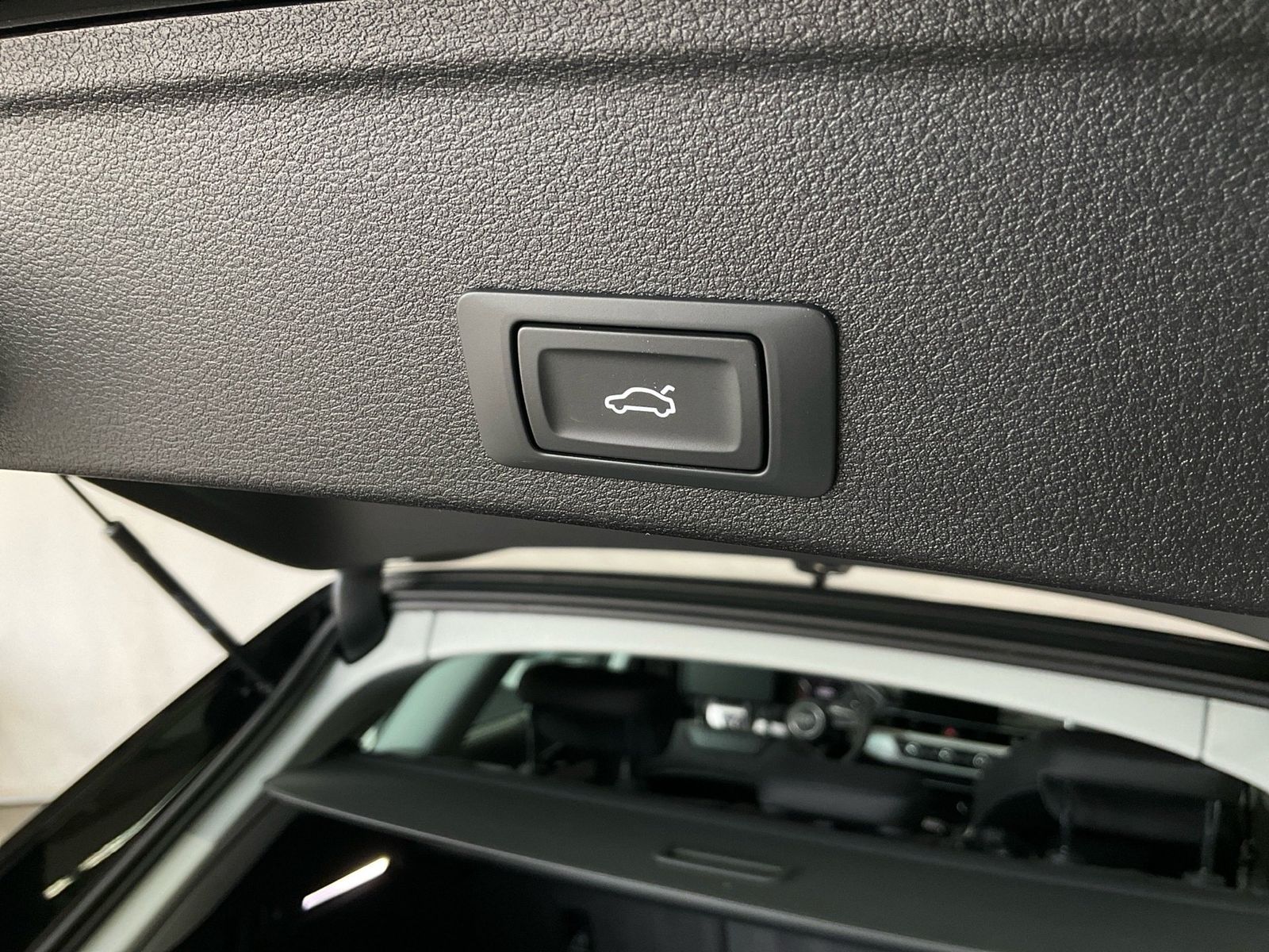 Audi A4 - Bild 21