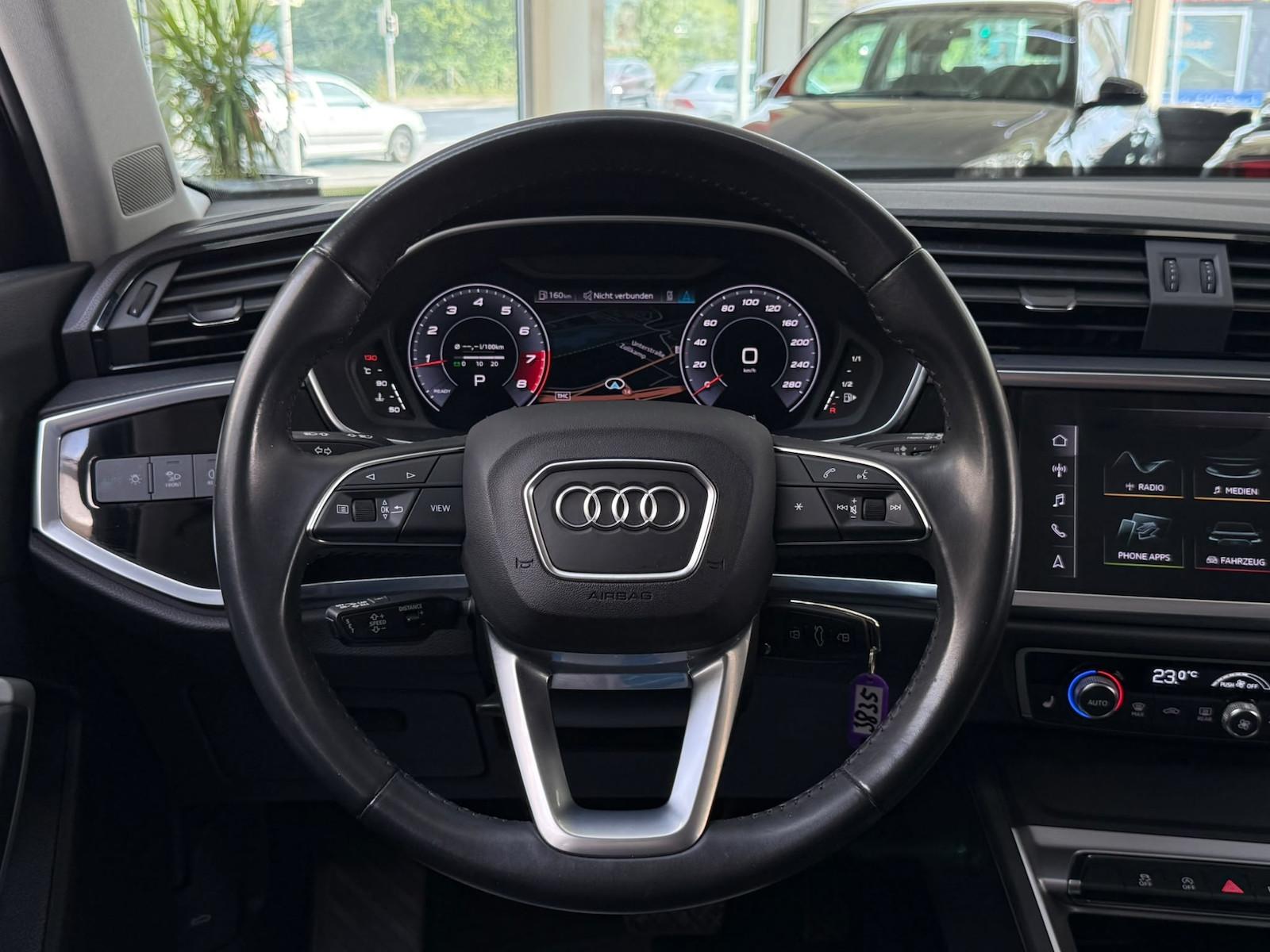 Audi Q3 40 TFSI S-tronic Quattro Standheiz. LED ACC