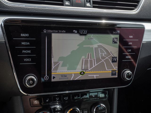 Superb Combi 2.0 TDI DSG Ambition SHZ NAVI ACC