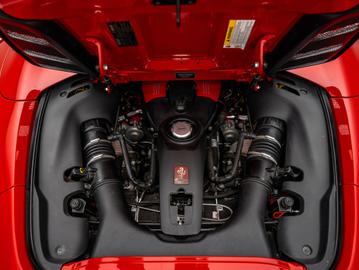 صورة مصغرة 33 لـ 2015 Ferrari 488 SPIDER