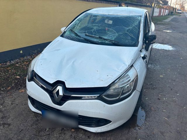 Renault clio Unfallfahrzeug