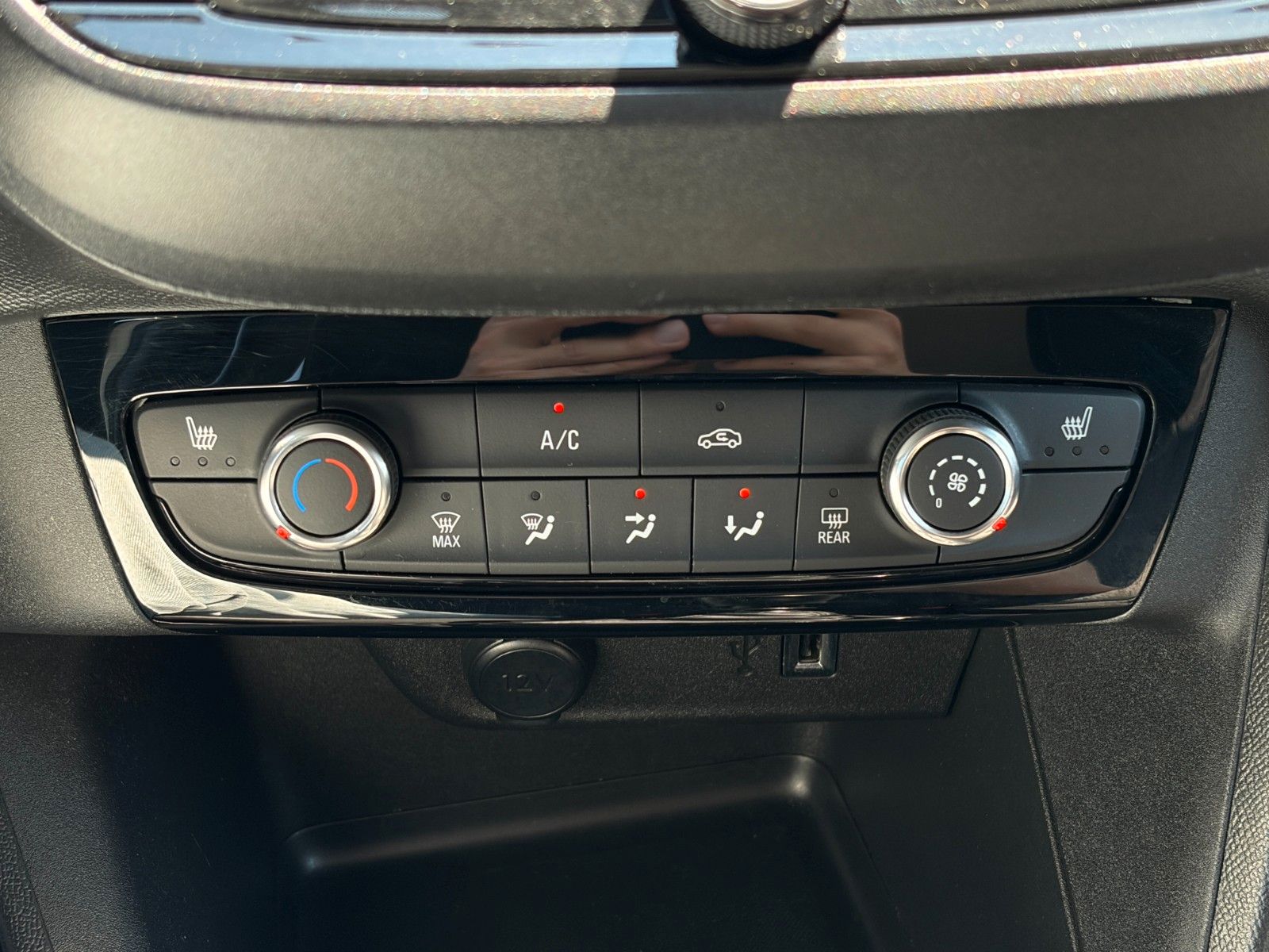 Fahrzeugabbildung Opel Corsa F 1.2 DIT S&S Edition CarPlay Temp. CAM