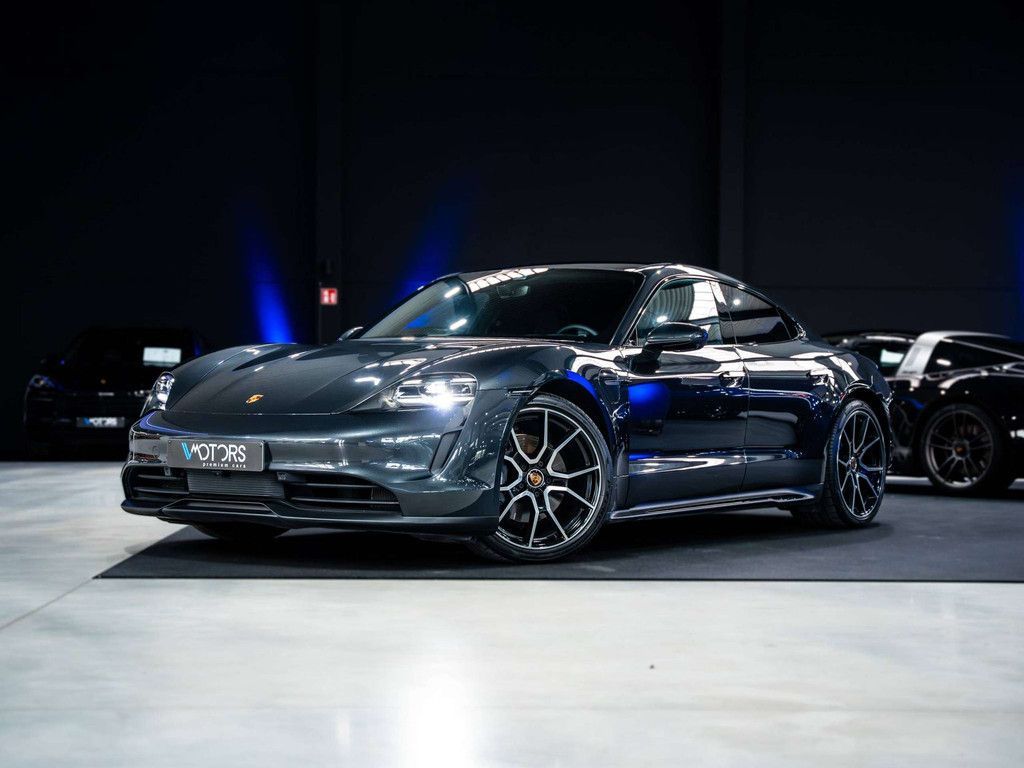 PORSCHE Taycan 93.4 kWh Taycan - Bose - Pano - Volleder
