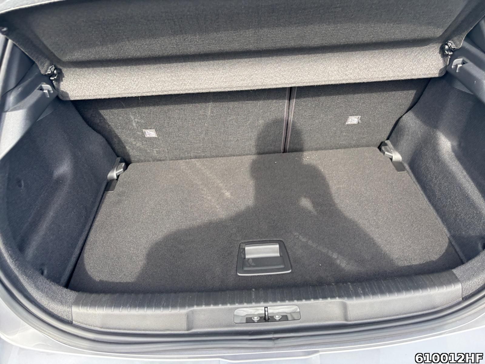 Fahrzeugabbildung Opel Mokka 1.2 Turbo Elegance (EURO 6e)