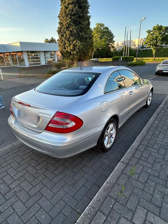 Mercedes-Benz CLK 200