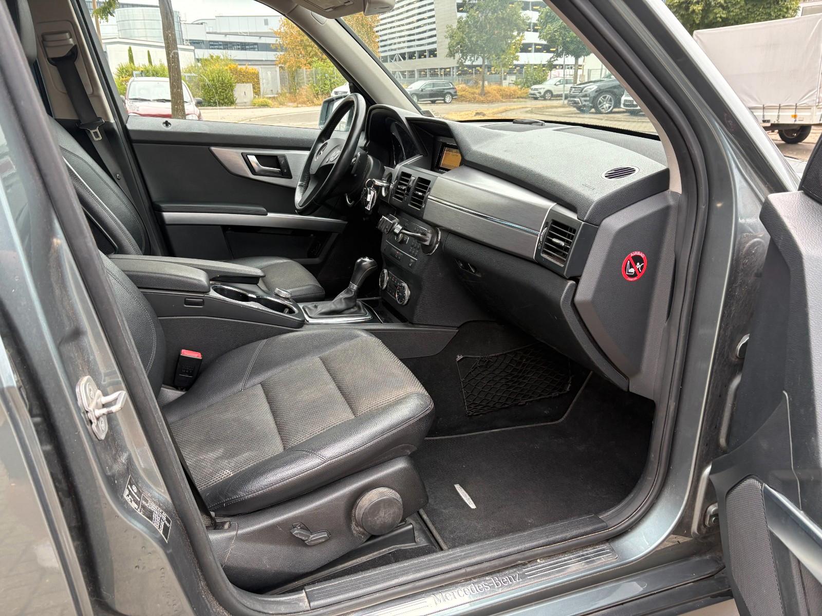 Mercedes-Benz GLK 250 CDI 4MATIC BlueEFFICIENCY*AHK*STHZ*Pano*