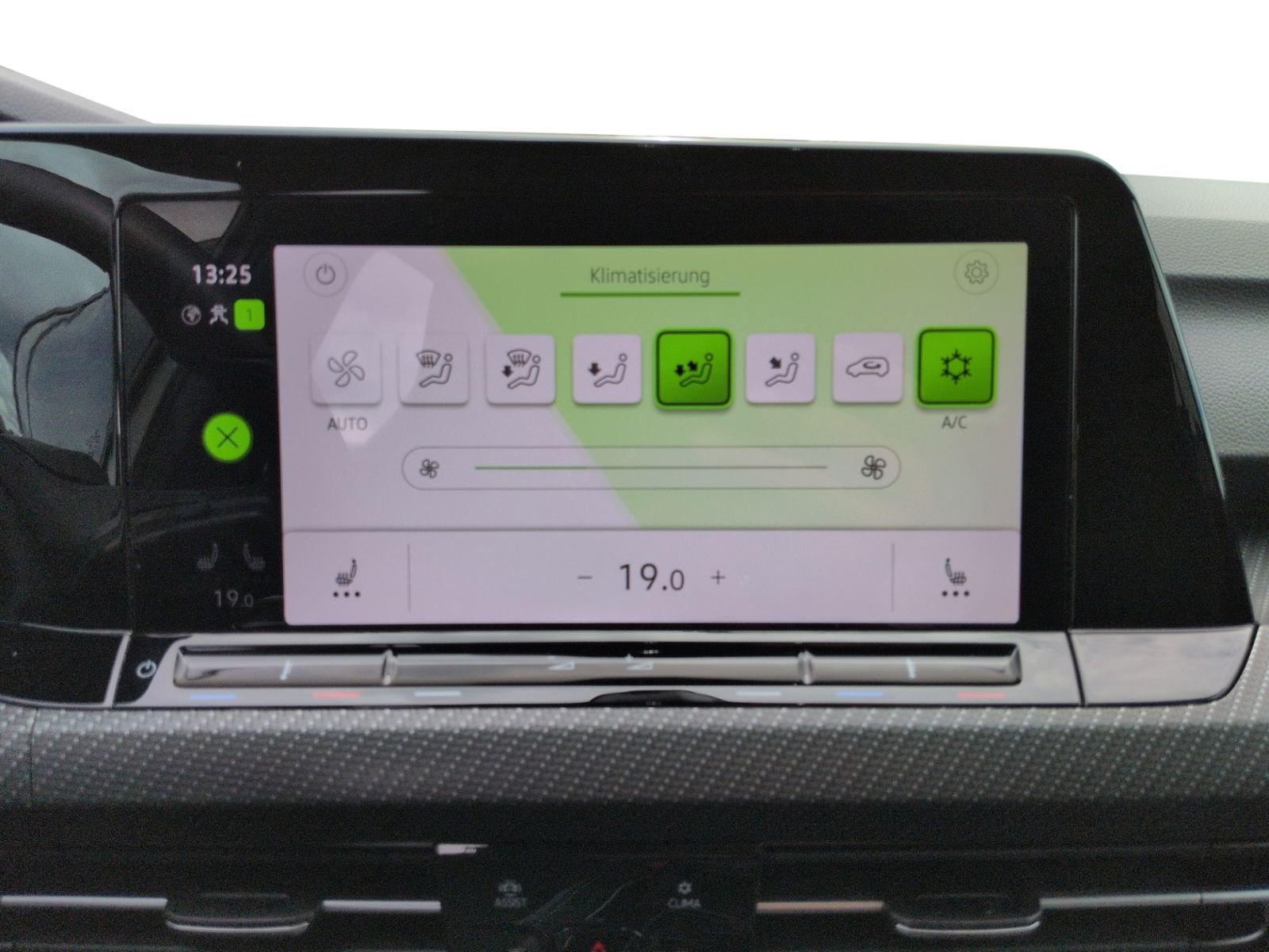 Golf VIII 1.5TSI DSG R-Line NAVI+SHZ+CLIMATRONIC