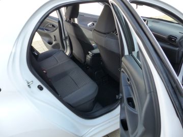 Toyota Yaris - 7