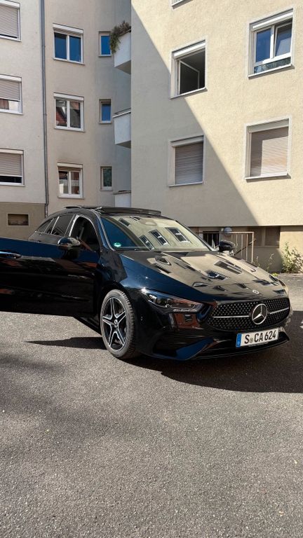 Image of Mercedes-Benz CLA 200