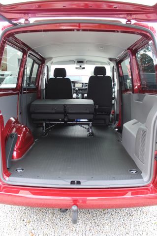 Volkswagen T6.1 Kombi 150PS DSG LED AHK Standhzg Campervor.